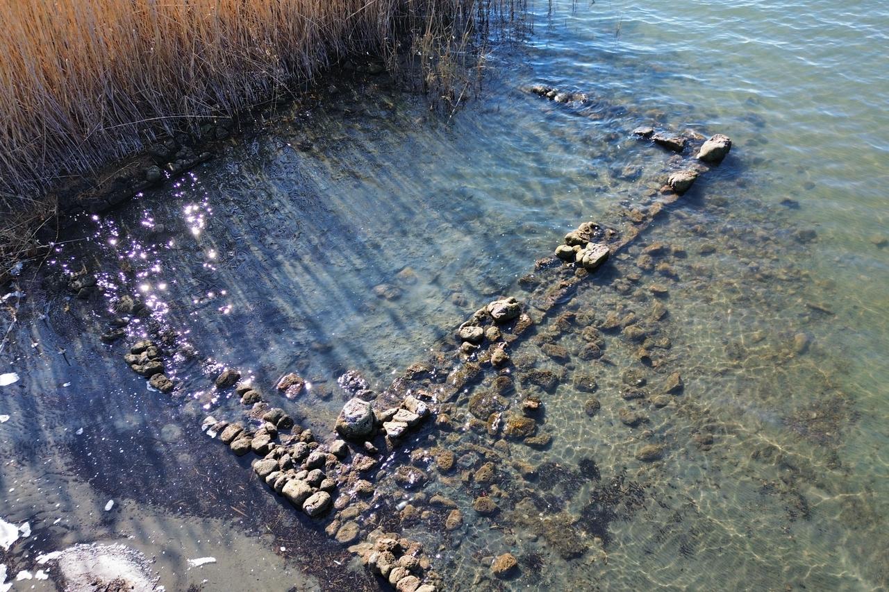 Drought in Türkiye’s Iznik Lake reveals possible second submerged basilica