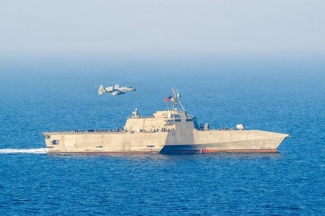 A U.S. Air Force A-10 Thunderbolt II provides close air support to Independence-variant littoral combat ship USS Santa Barbara (LCS 32) in the Arabian Gulf, accessed on March 10, 2026. (Photo via X/@USNavy)