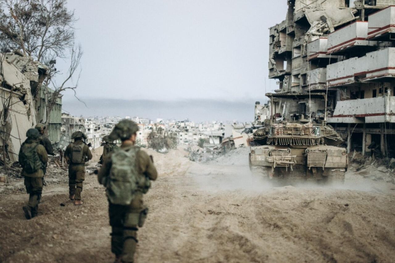 Israeli soldiers are operating in the Gaza Strip amid continuing battles between Israel and the Palestinian group Hamas on Jan. 1, 2024 (AFP Photo)