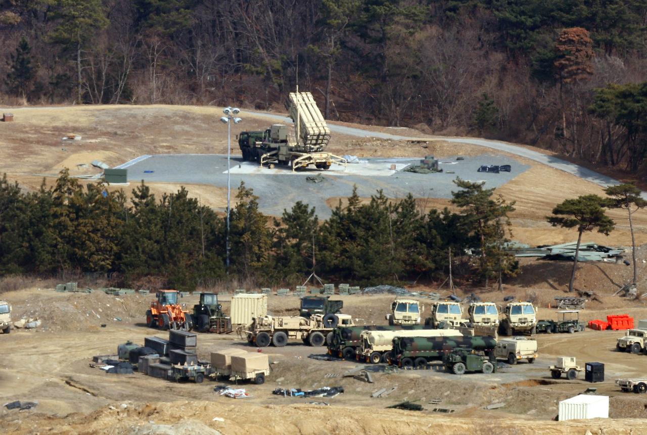 This picture taken on March 5, 2026, shows a launch vehicle of the Terminal High Altitude Area Defense (THAAD) system at a US military base in Seongju, South Korea. (AFP Photo)