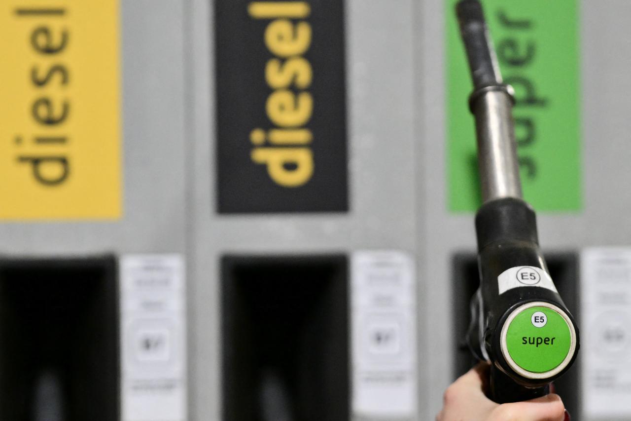 Türkiye to release 11.6 million barrels from emergency oil reserves Image