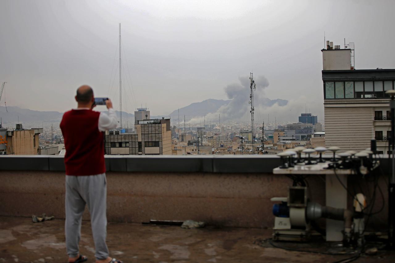 Explosions rock Tehran near Quds Day march amid Israeli strikes Image