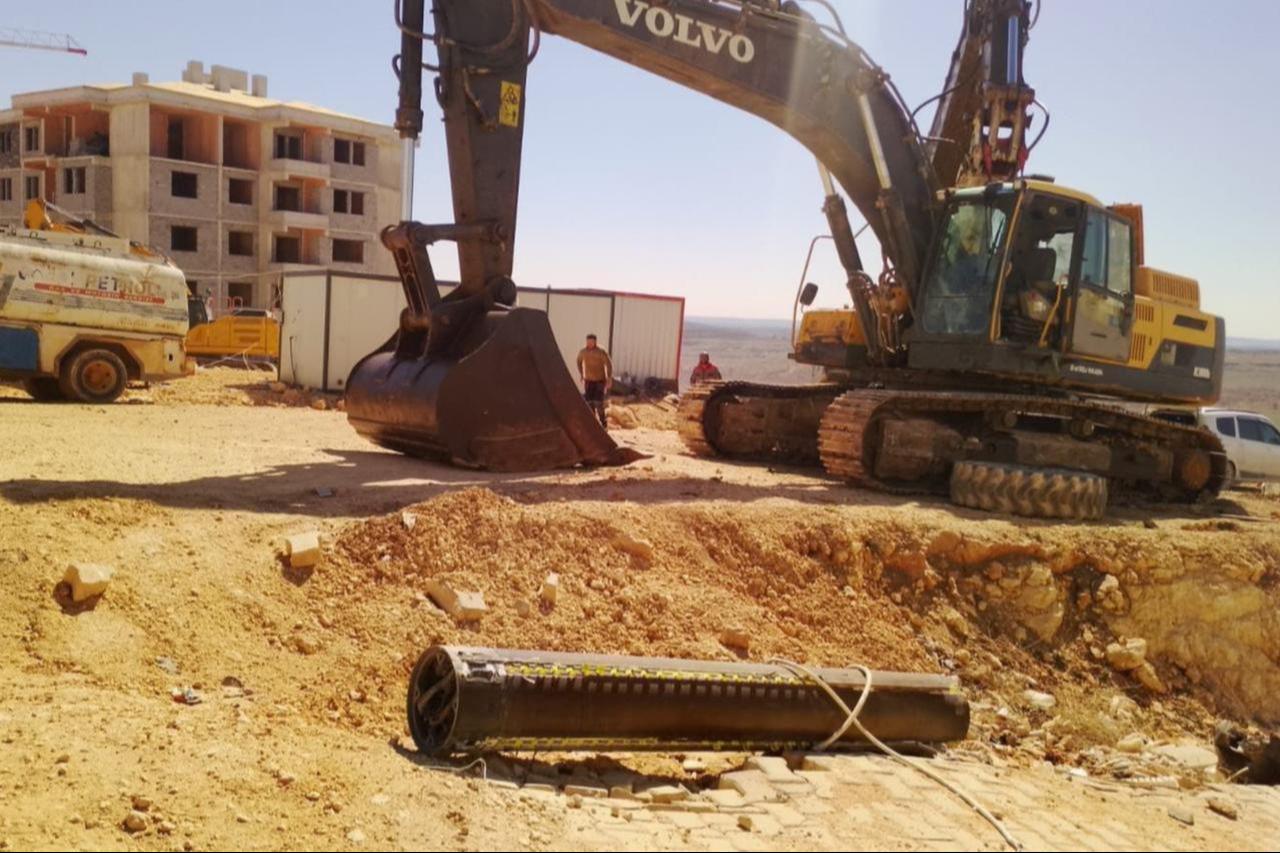 A missile fragment that landed in the Guneysehir neighborhood of the Sahinbey district in Gaziantep, Türkiye, on March 9, 2026. (IHA Photo)