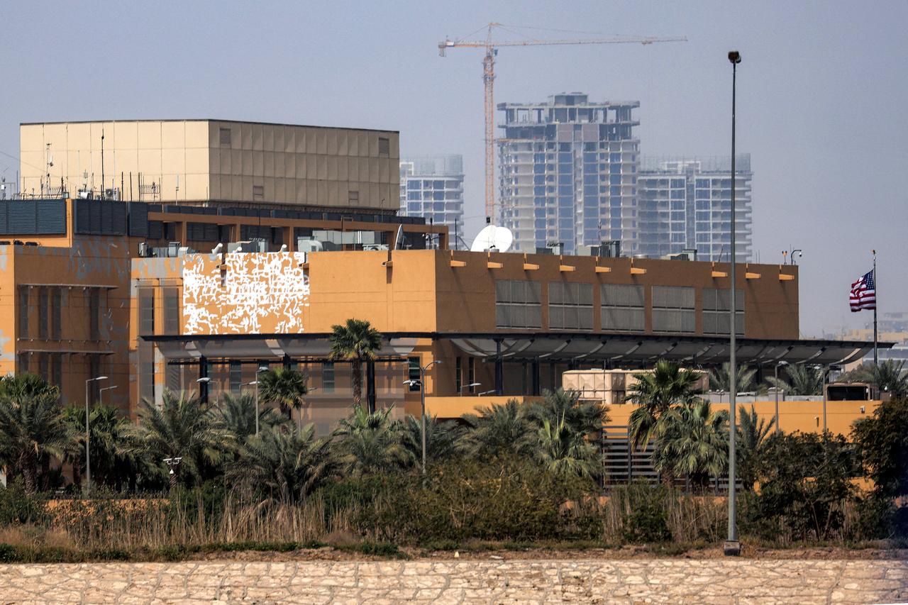 Missile hits US Embassy helipad in Baghdad Image