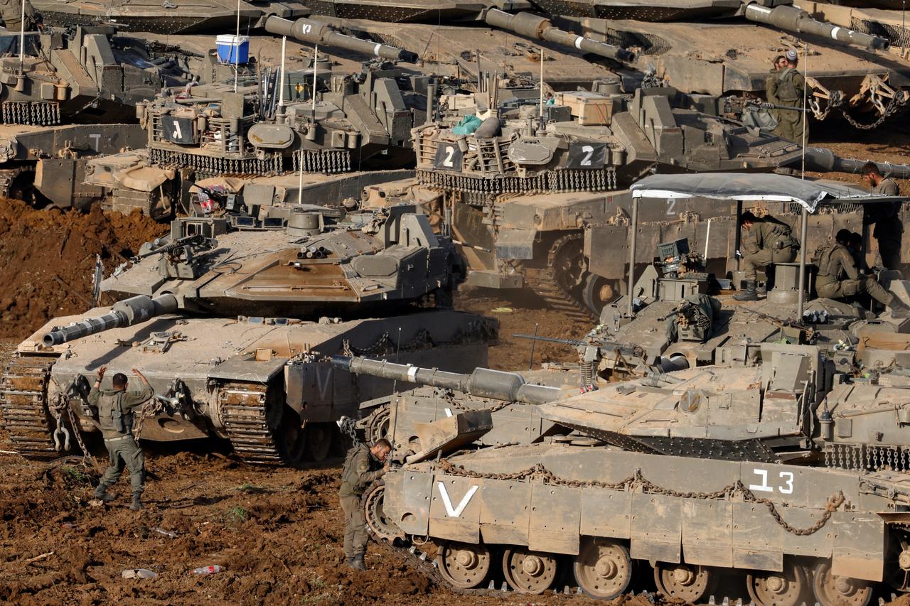 Israel plans massive ground invasion of Lebanon south of Litani River Image