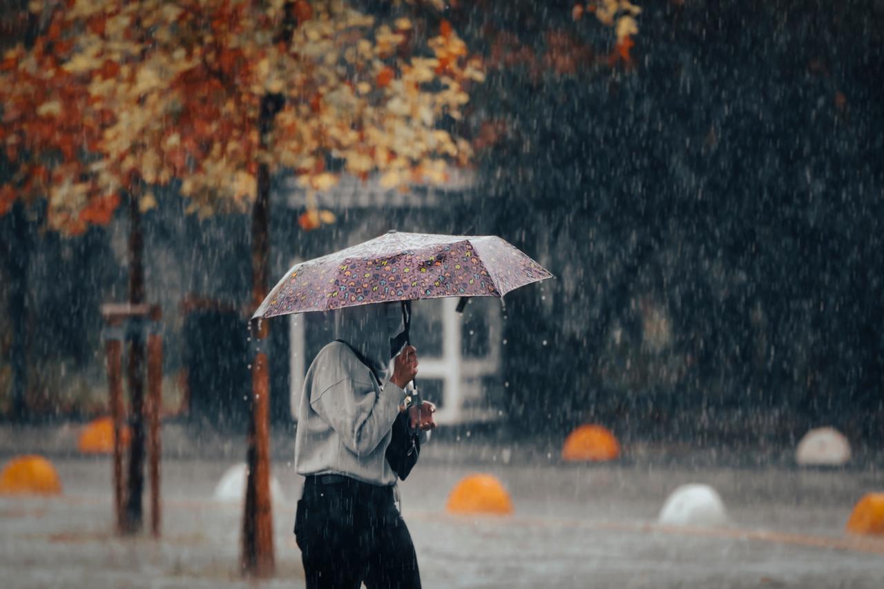 Storm, heavy rain and desert dust prompt yellow alert across southern Türkiye