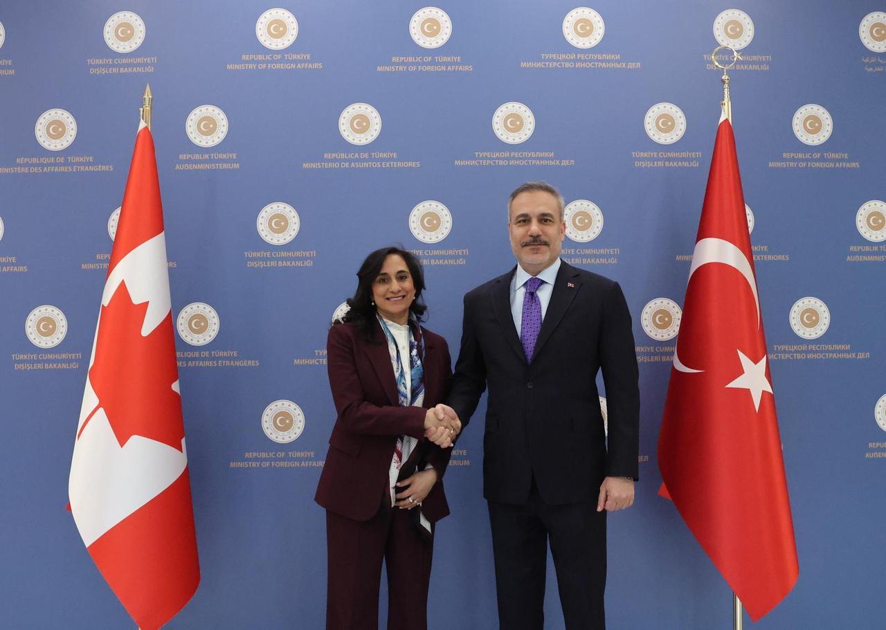 Turkish Foreign Minister Hakan Fidan (R) meets with Canadian Foreign Minister Anita Anand at the Foreign Ministry building in Ankara, Türkiye on March 17, 2026. (AA Photo)