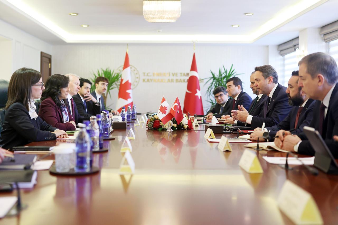 Türkiye, Canada discuss nuclear investments talks: Energy Minister