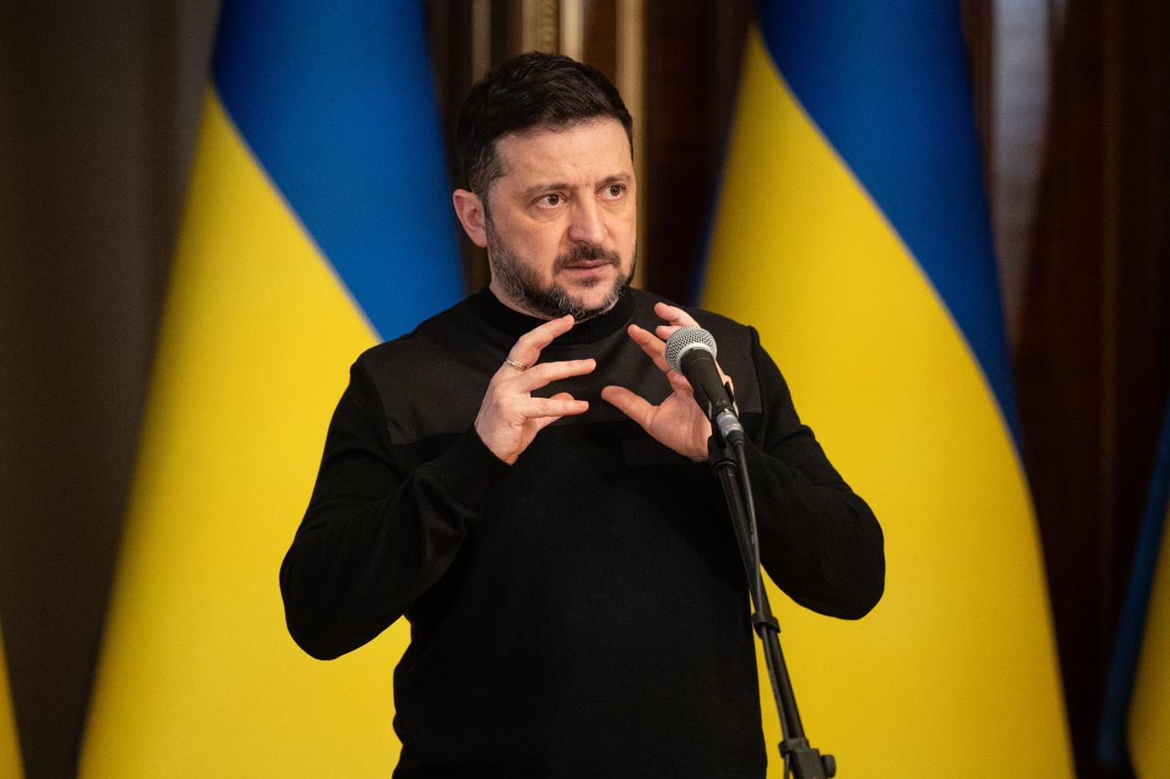 Ukraine sends drone defense experts to Middle East, Zelenskyy says