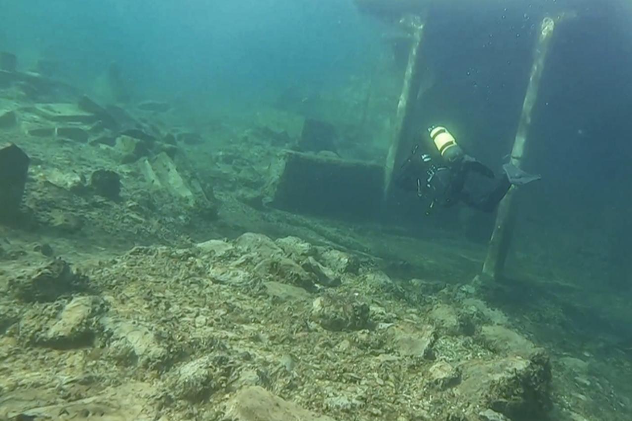 2,400-year-old structures found underwater in Diyarbakir, southeastern Türkiye