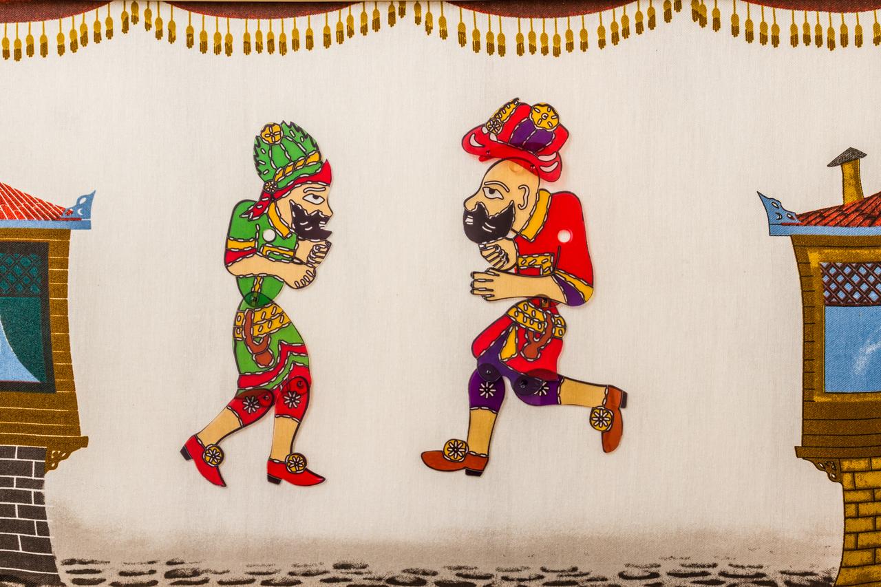 Ottoman-era shadow play Karagoz and Hacivat charm children in Türkiye