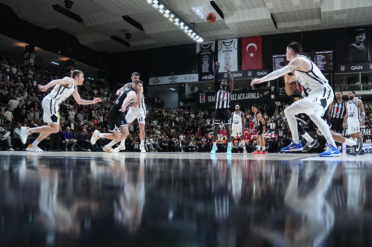 Players compete during the BKT EuroCup quarterfinal between Besiktas GAIN and Dolomiti Energia Trento at the BJK GAIN Sports Hall in Istanbul, Türkiye, March 18, 2026. (AA Photo)