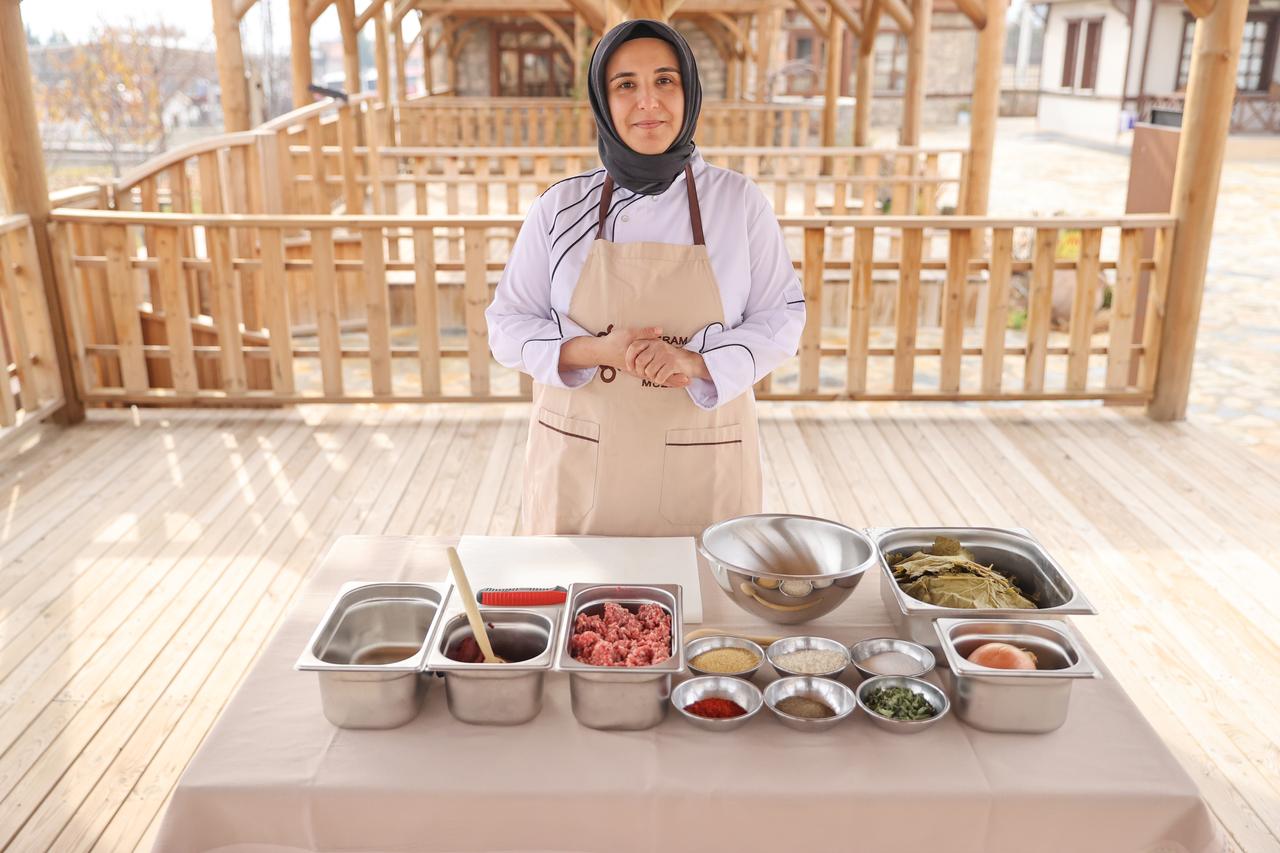 Ingredients for Konya-style meat-stuffed grape leaves: minced meat, fresh or pickled grape leaves, bulgur, rice, tomato paste, butter, onion, and spices. Türkiye, March 20, 2026. (AA Photo)