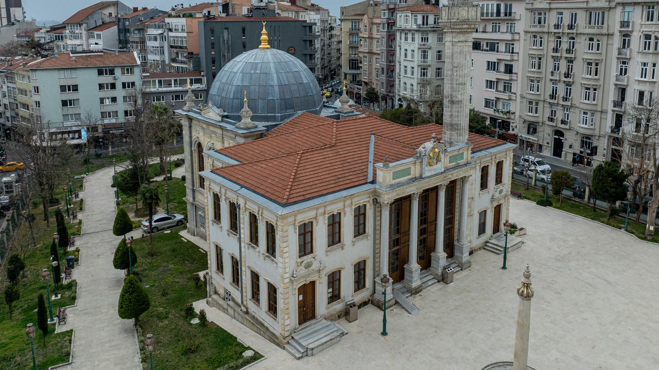 Tesvikiye Mosque stands as symbol of Ottoman modernization in Istanbul