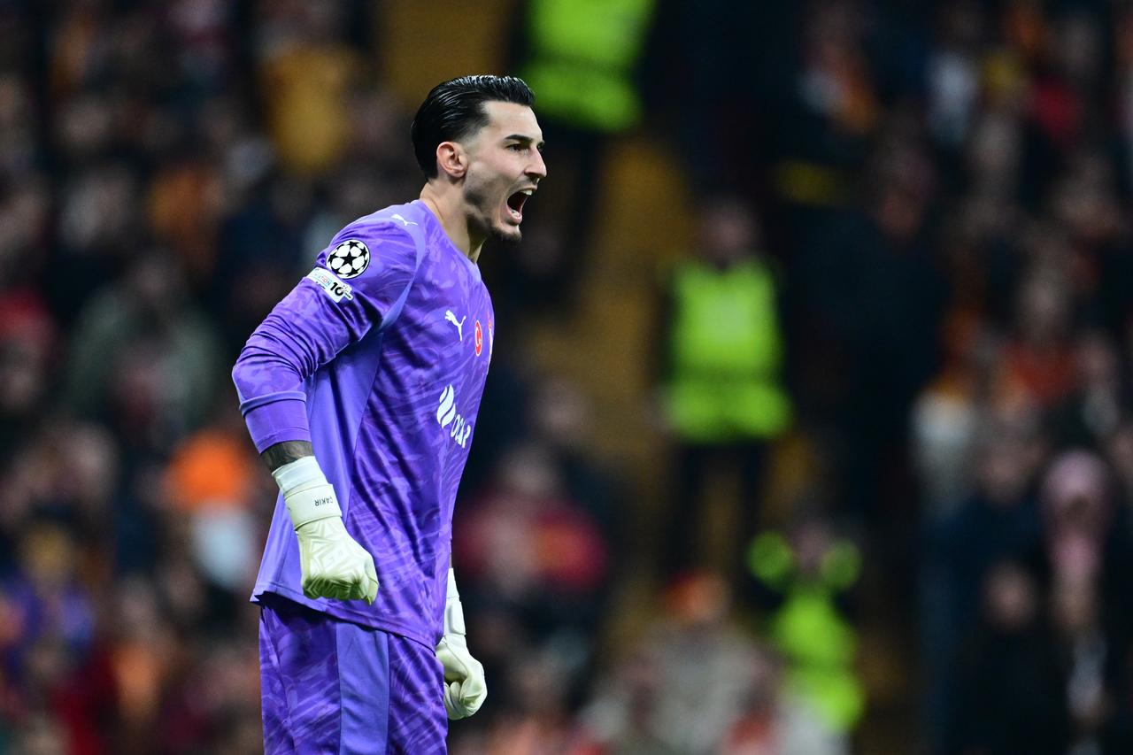 Galatasaray goalkeeper Ugurcan Cakir (1) plays during the UEFA Champions League round of 16 play-off first leg match between Galatasaray and Liverpool at RAMS Park in Istanbul, Türkiye, March 10, 2026. (AA Photo)