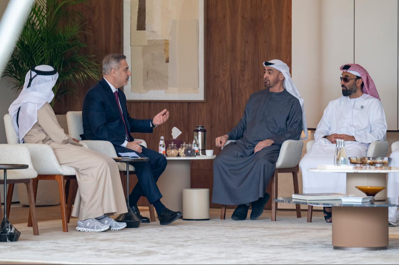 Turkish Foreign Minister Hakan Fidan (2nd L) meets with United Arab Emirates (UAE) President Sheikh Mohamed bin Zayed Al Nahyan (2nd R) in Abu Dhabi, UAE, March 20, 2026. (Photo via Turkish Foreign Ministry)