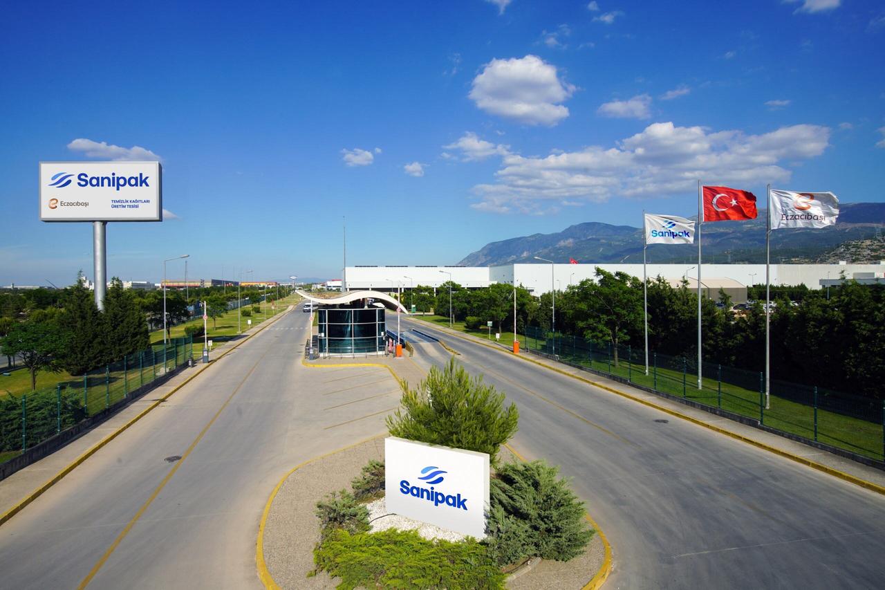 A view of Sanipak’s production facility in Manisa, Türkiye. (Photo via eczacibasi.com.tr)