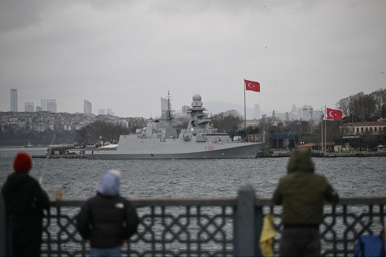 Carlo Bergamini-class frigate of the Italian Navy, Virginio Fasan (F 591), serving as the flagship of Standing NATO Maritime Group is seen in Sarayburnu, Istanbul, Türkiye, March 19, 2026. (AA Photo)