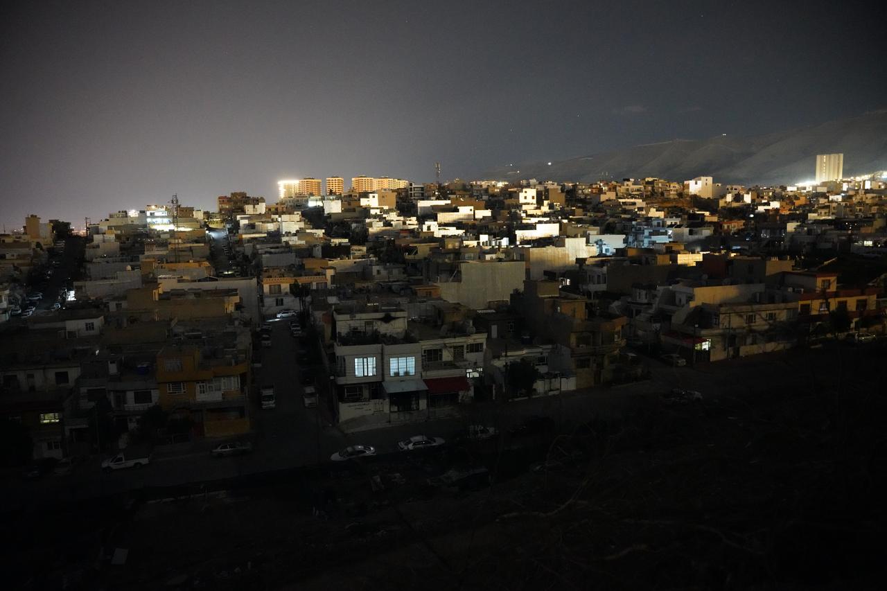 Power outages re-emerged in the Iraqi cities of Erbil, Duhok and Sulaymaniyah following the outbreak of war between the United States and Israel against Iran, March 11, 2026. (AA Photo)