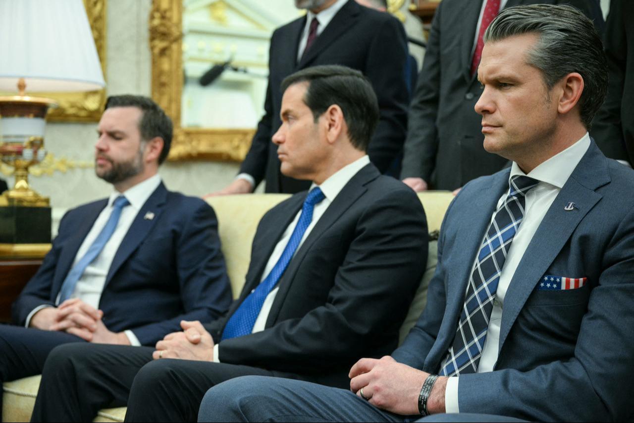 (L/R) US Vice President JD Vance, Secretary of State Marco Rubio and Secretary of Defense Pete Hegseth in the Oval Office of the White House in Washington, March 19, 2026. (AFP Photo)