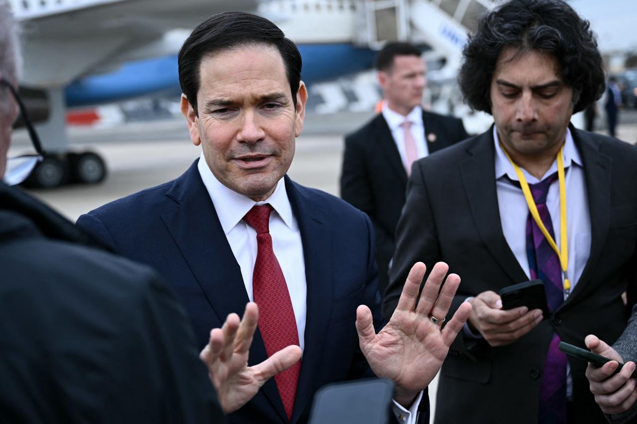 US Secretary of State Marco Rubio gestures as he speaks to the press following a G7 Foreign Ministers' meeting with Partner Countries before his departure at the Bourget airport in Le Bourget, outside Paris, March 27, 2026. (AFP Photo)