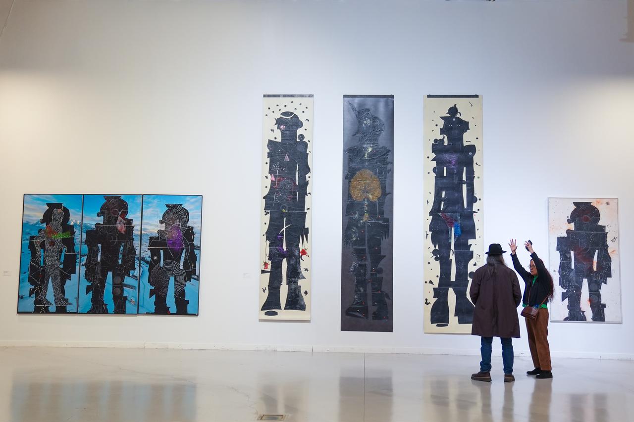 Visitors view large-scale figurative works at Husamettin Kocan’s “BENBU” exhibition at CerModern, Ankara, Türkiye, March 26, 2026. (AA Photo)