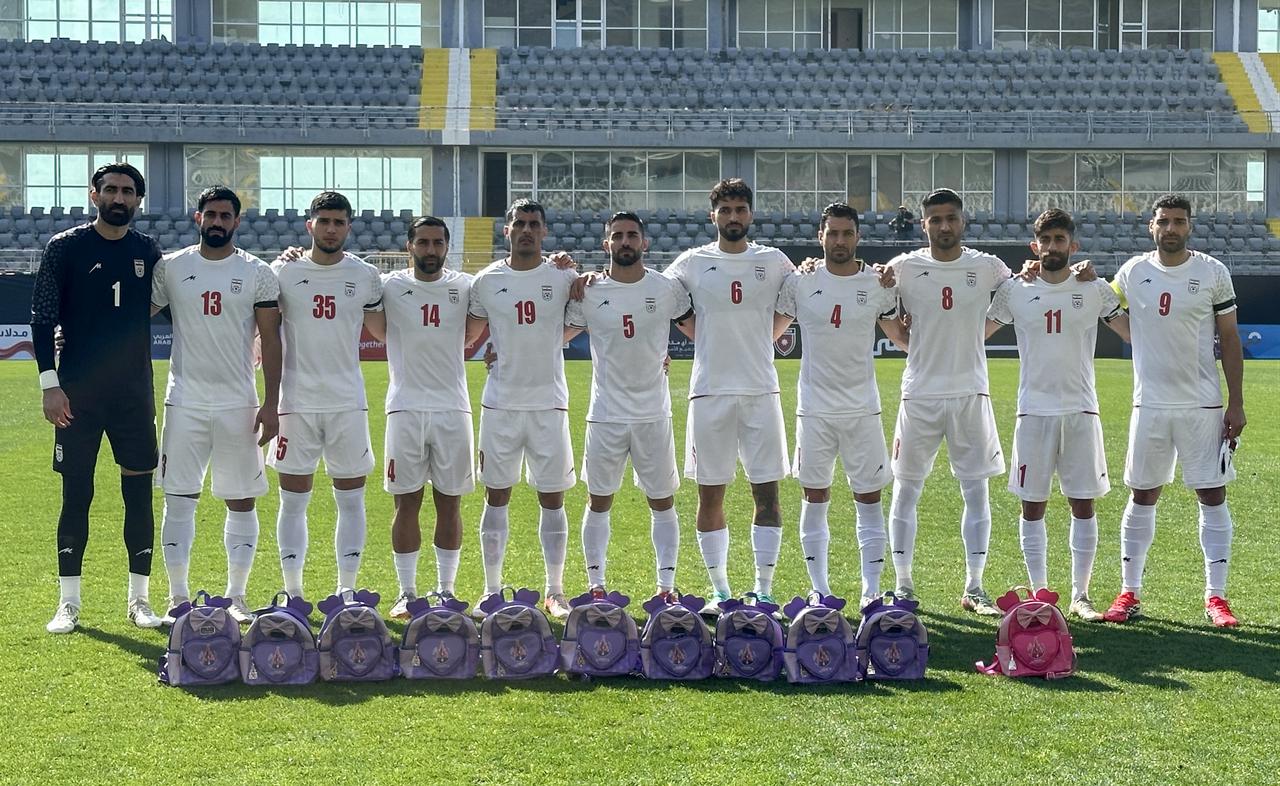 The Iranian National Team players appear at the ceremony wearing black armbands and carrying girls' school backpacks to protest the bombing of Shajareh Tayyebeh girls' elementary school in Minab and the US-Israel strikes in Iran ahead of the friendly match between Iran and Nigeria at the Mardan Sports Complex in Antalya, Türkiye, March 27, 2026. (AA Photo)