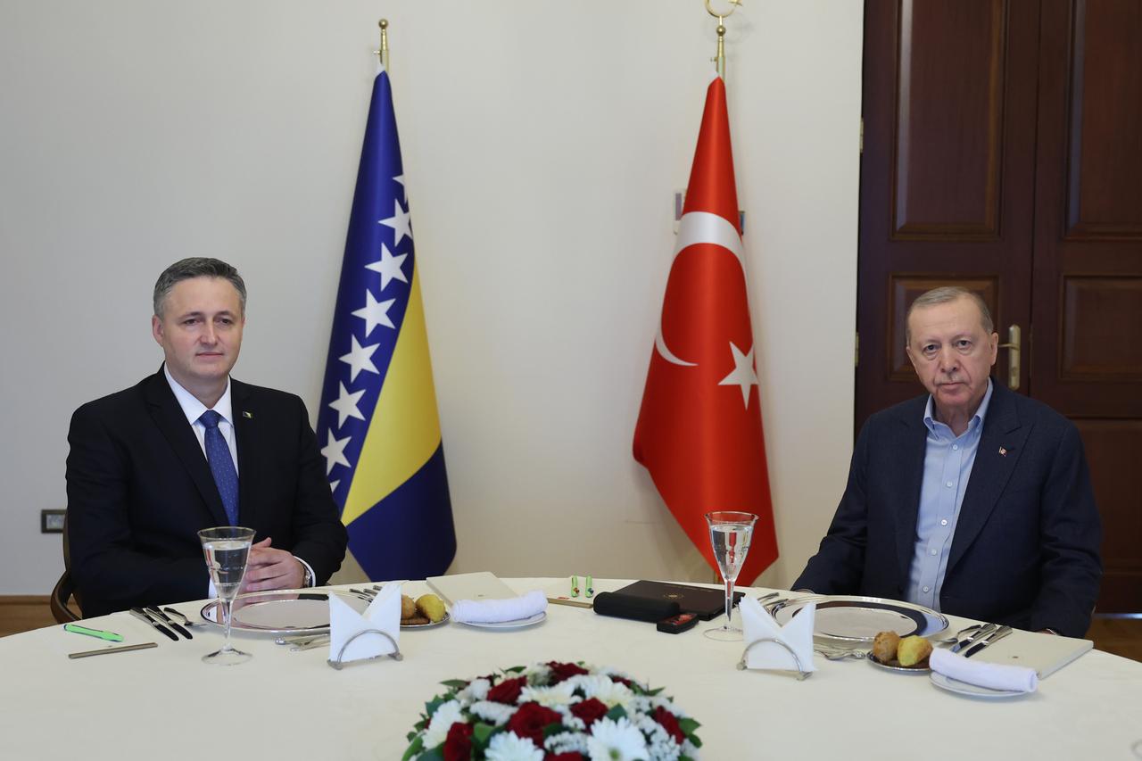 Türkiye supports Bosnia’s territorial integrity, Erdogan says