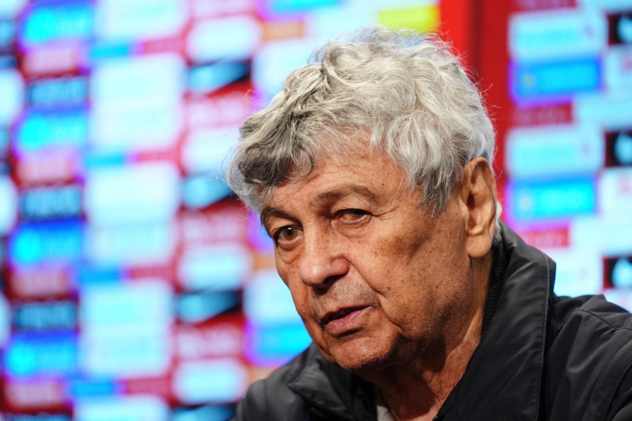 Romania coach Mircea Lucescu hospitalized after falling ill at training camp
