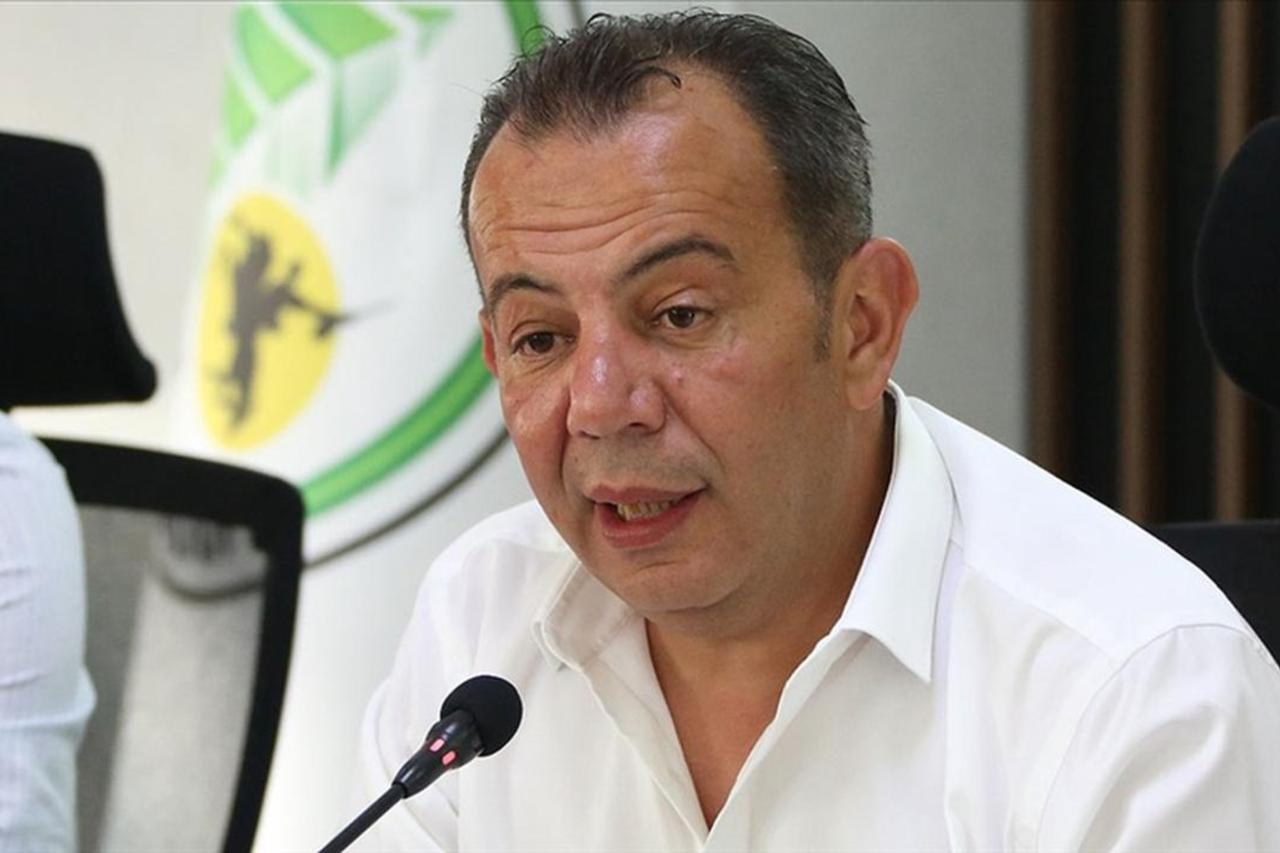 Interior Ministry suspends arrested Bolu Mayor Tanju Ozcan