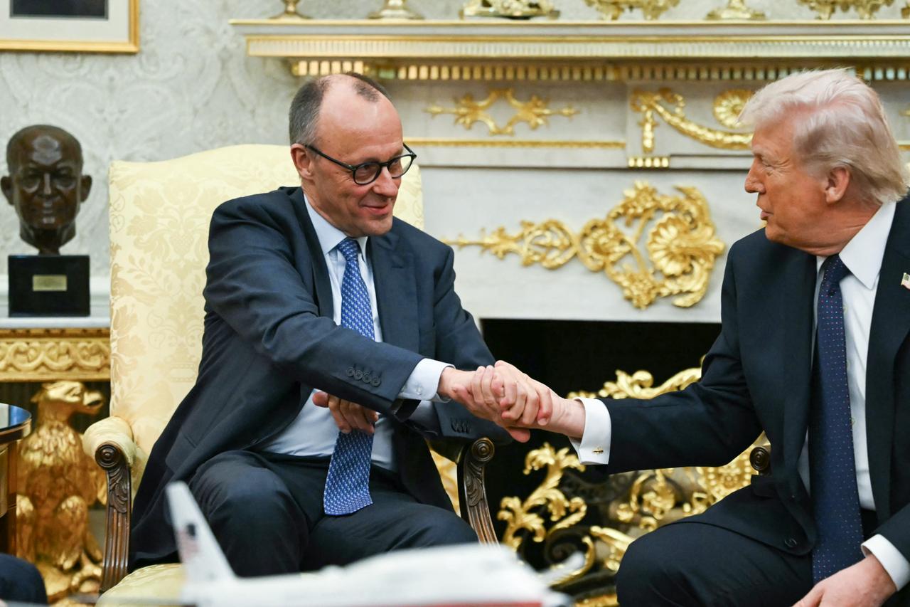 Merz endorses removing Iran's government as Trump signals Pahlavi not the right fit Image