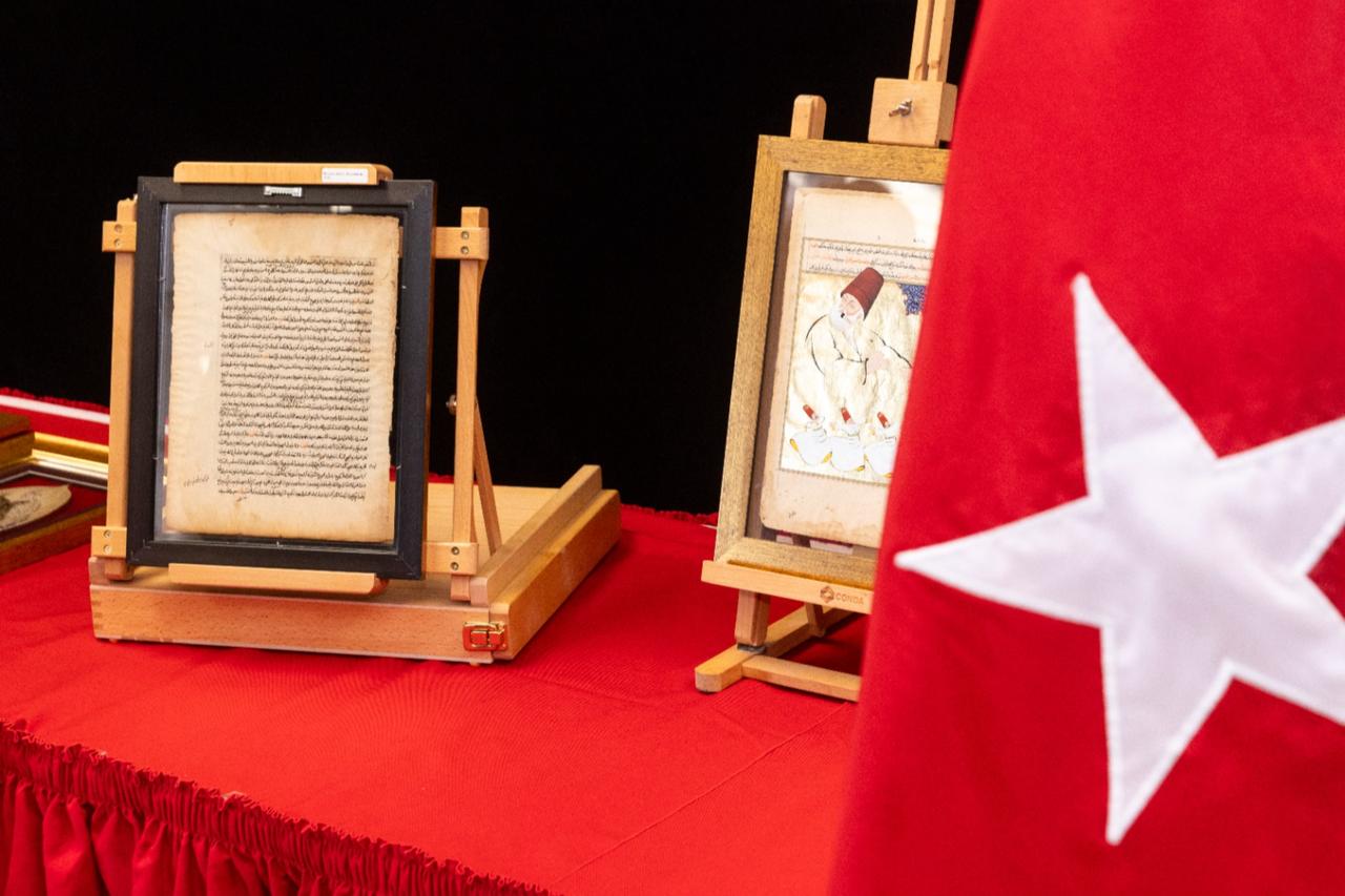 Canada returns 11 historic manuscripts, calligraphy works to Türkiye