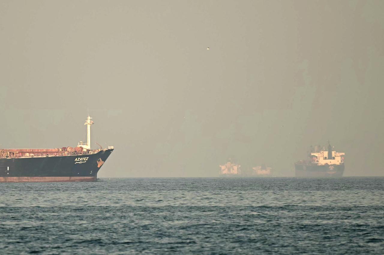 Three Chinese ships pass through Strait of Hormuz as shipping slowdown persists