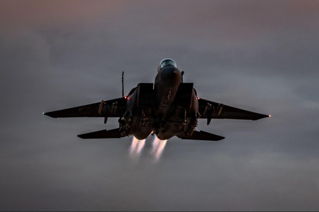 Unconfirmed reports claim US F-15E jet crashed during Iran strike mission