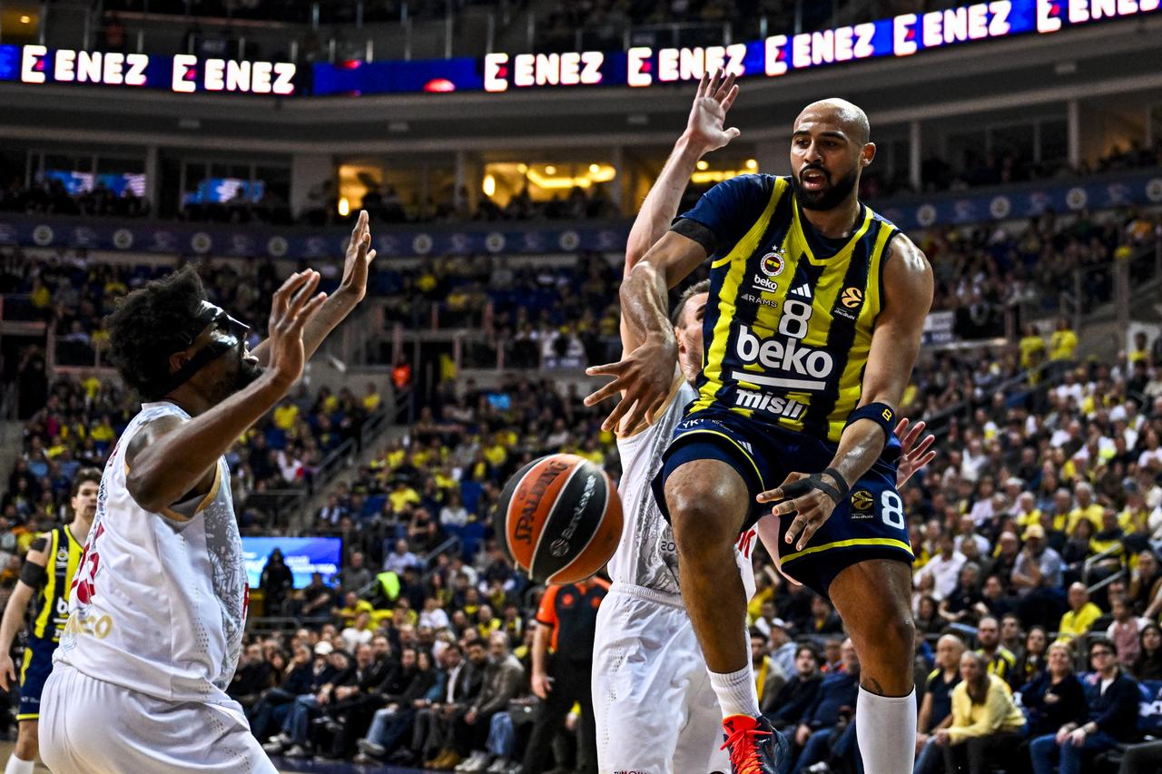 Fenerbahce Beko dominate Monaco 88-70, extend winning streak to nine Image