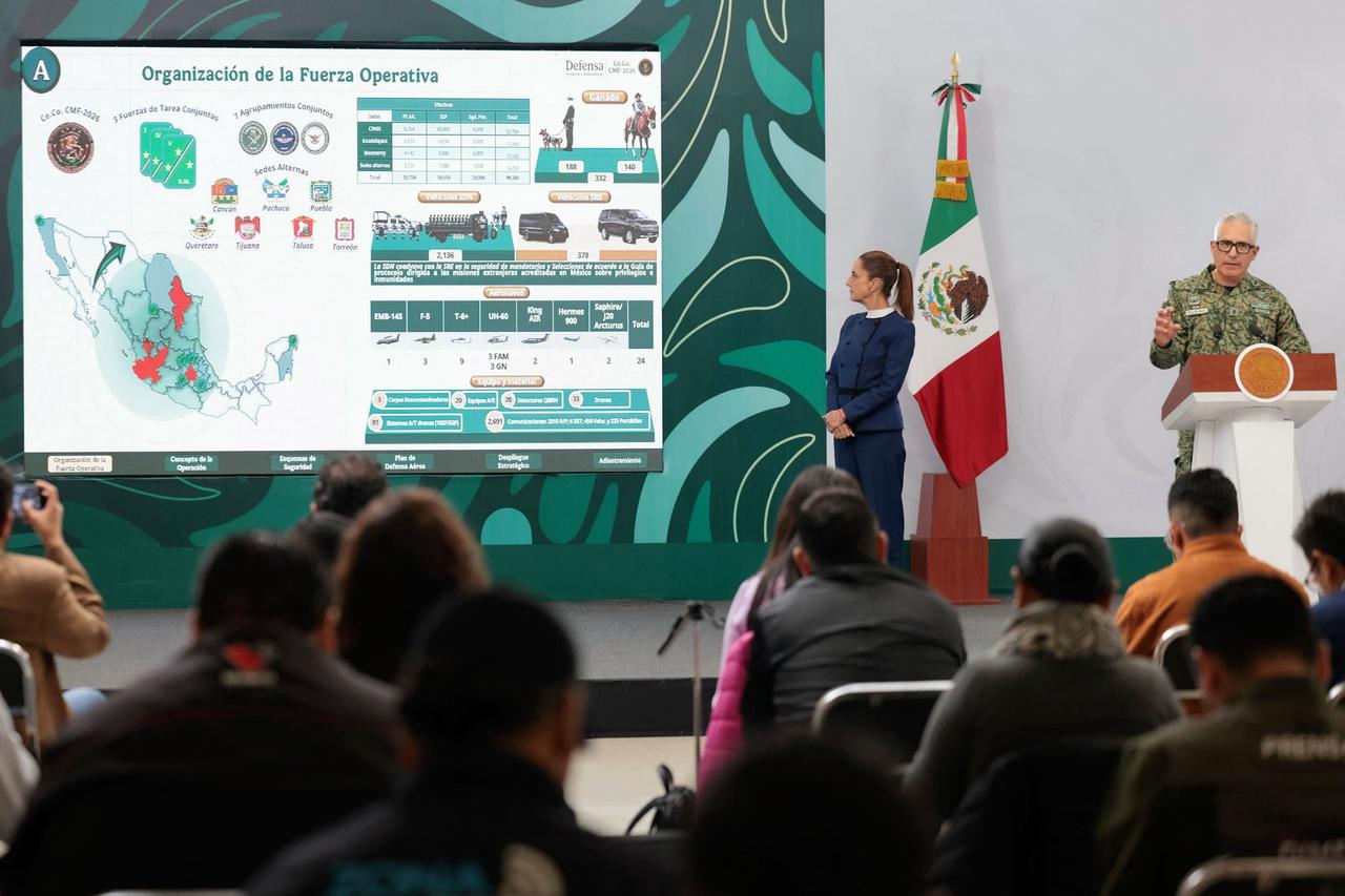 Mexico fields 100,000 personnel to guard World Cup against cartels Image