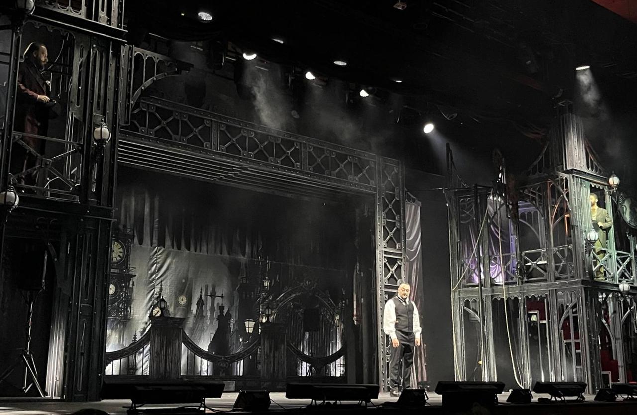 The musical “Jekyll and Hyde”, starring Hayko Cepkin in the lead role, met audiences with a refreshed cast. Istanbul, Türkiye, March 7, 2026. (AA Photo)