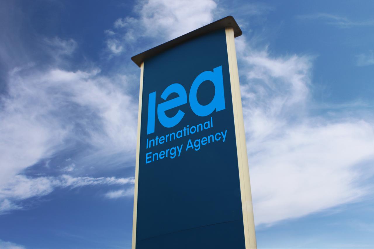 A sign displaying the International Energy Agency (IEA) logo outside the agency’s headquarters in Paris, France. (Adobe Stock Photo)