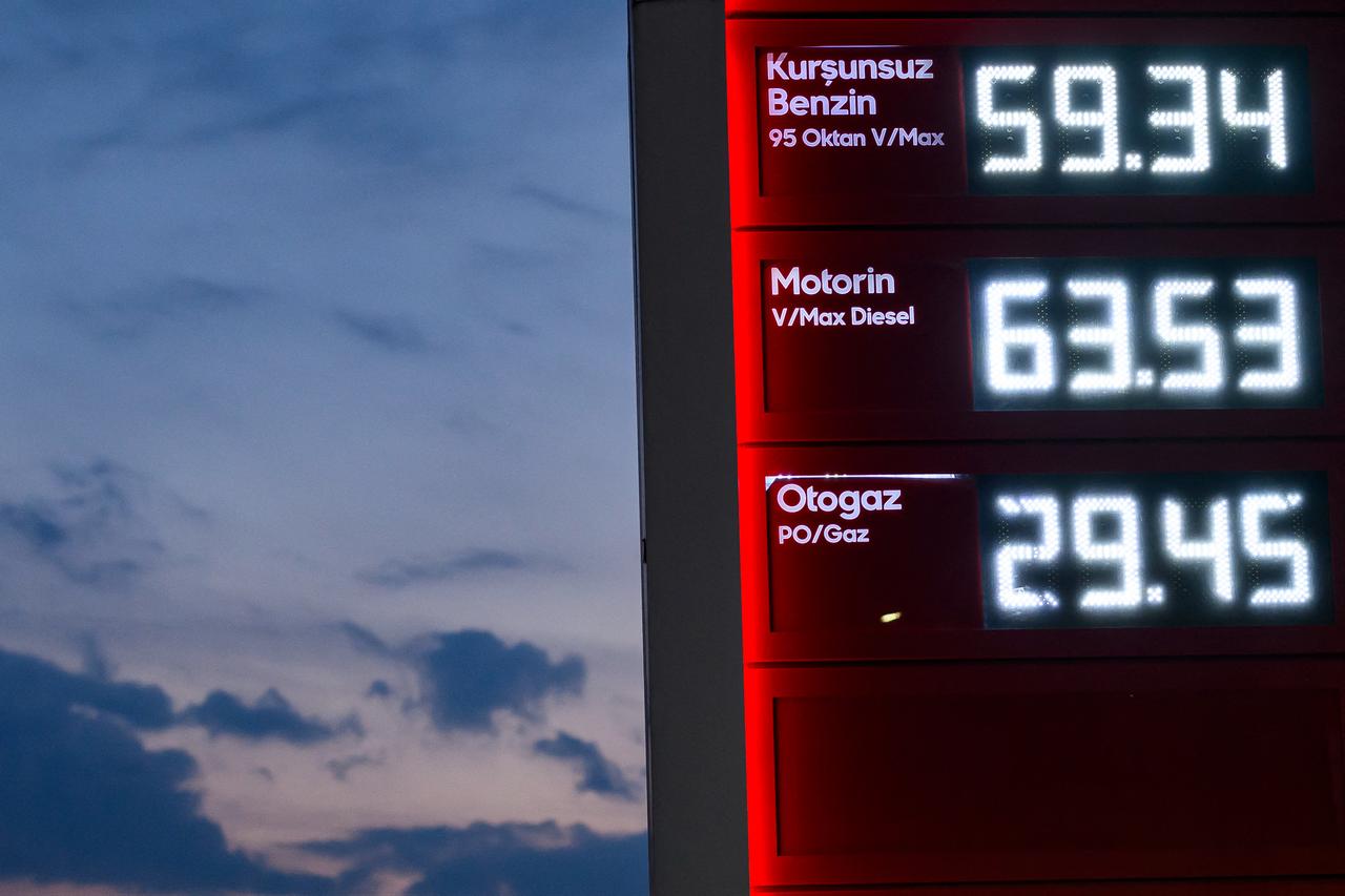 This photograph shows prices at a petrol station in Istanbul, Türkiye, on March 6, 2026. (AFP Photo)