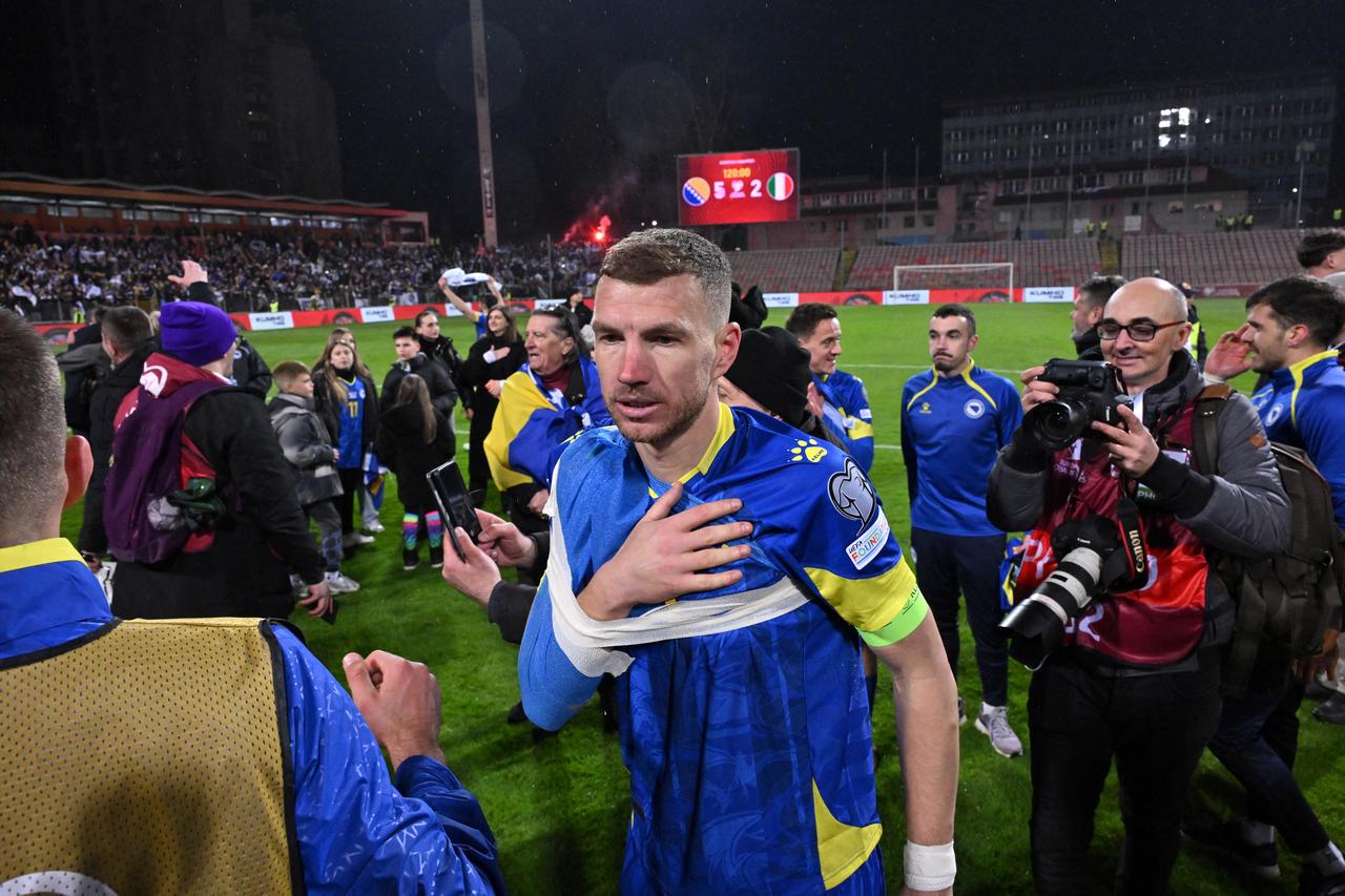 Bosnia and Herzegovina forward #11 Edin Dzeko celebrates following his team’s victory in the 2026 FIFA World Cup European qualification play-off final against Italy at Bilino Polje Stadium in Zenica, March 31, 2026. (AFP Photo)