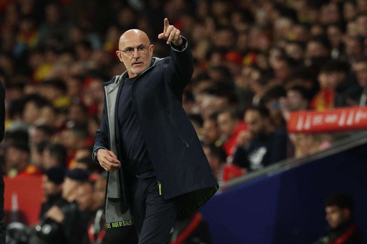 Spain's Spanish coach Luis de la Fuente gestures during the international friendly football match between Spain and Egypt, near Barcelona, Spain, March 31, 2026. (AFP Photo)