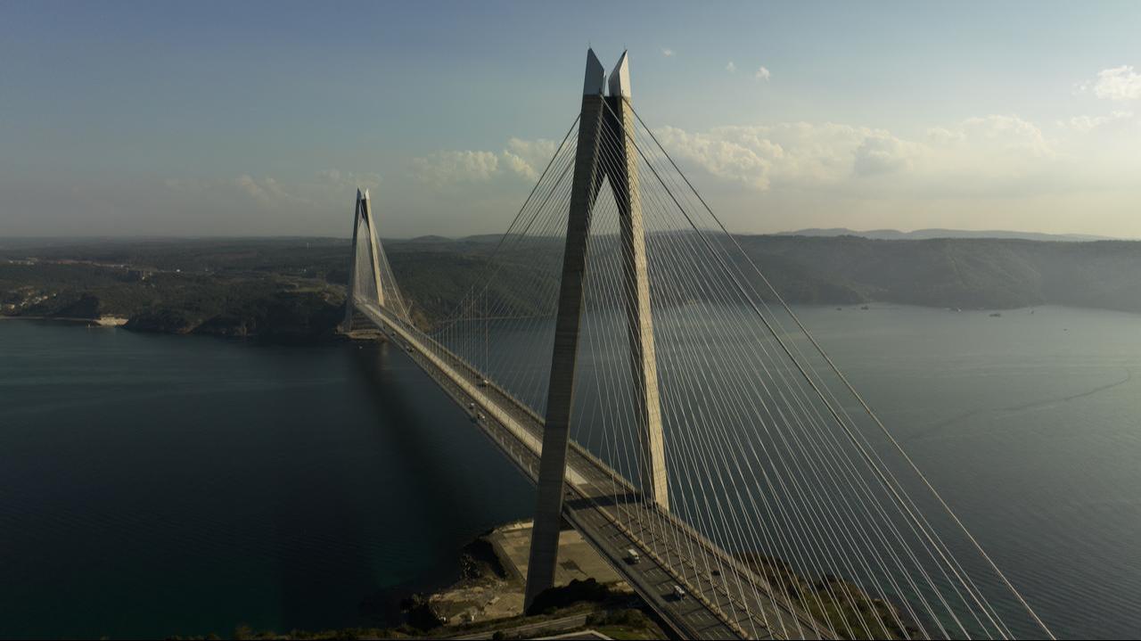 The Yavuz Sultan Selim Bridge spans the Bosphorus Strait in Istanbul, Türkiye. (Adobe Stock Photo)