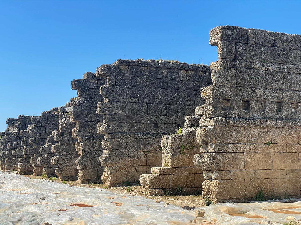 Remains of ancient shops uncovered in Aspendos, Antalya, Türkiye, April 8, 2026. (Photo by Koray Erdogan/Türkiye Today)