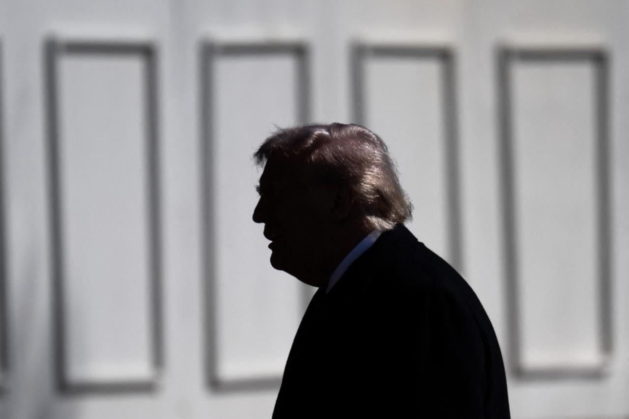 Profitable war betting triggers White House warning on insider trading