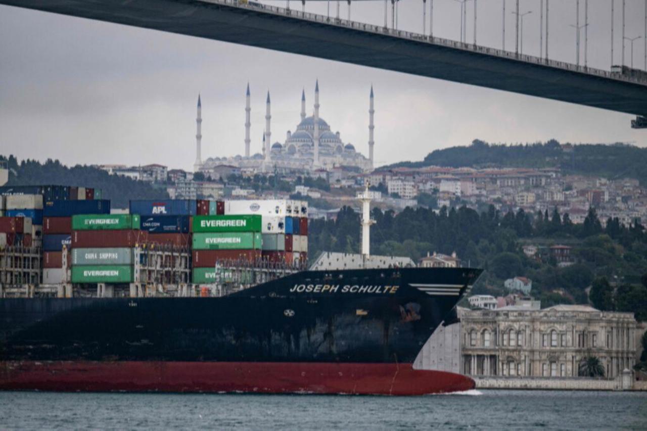 Hong-Kong-flagged container ship "Joseph Schulte" transits Bosphorus in Istanbul, Türkiye, August 18, 2023. (AFP Photo)