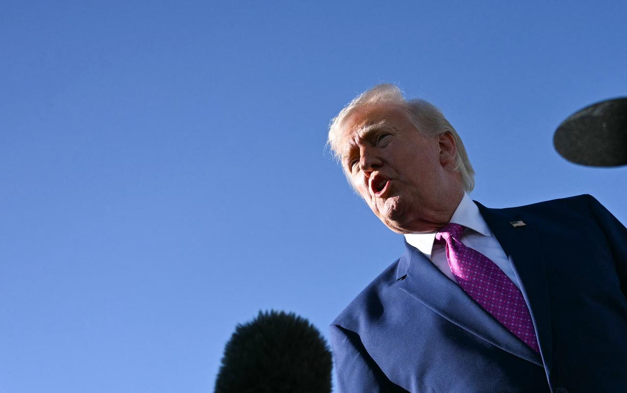 US President Donald Trump speaks to journalists before boarding Air Force One at Joint Base Andrews, Maryland, April 10, 2026. (AFP Photo)