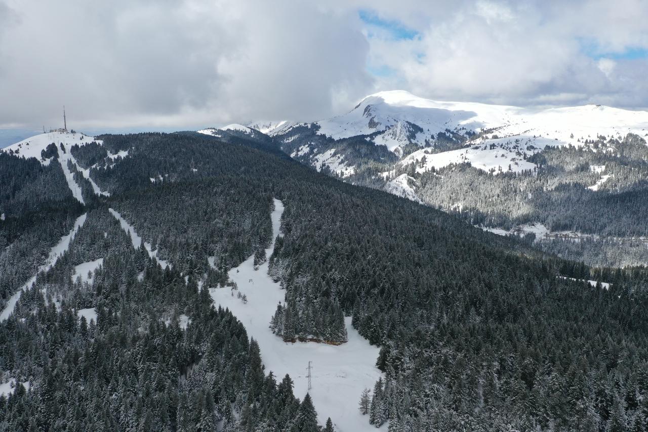Türkiye records sharp March contrast with icy east and warm south