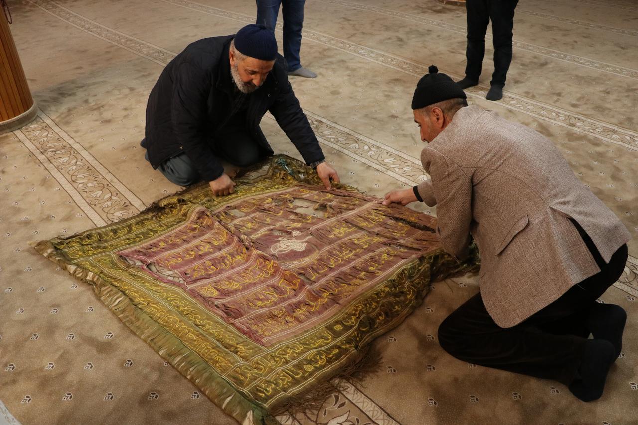 From empire to present: Villagers safeguard ancestral banners in Türkiye