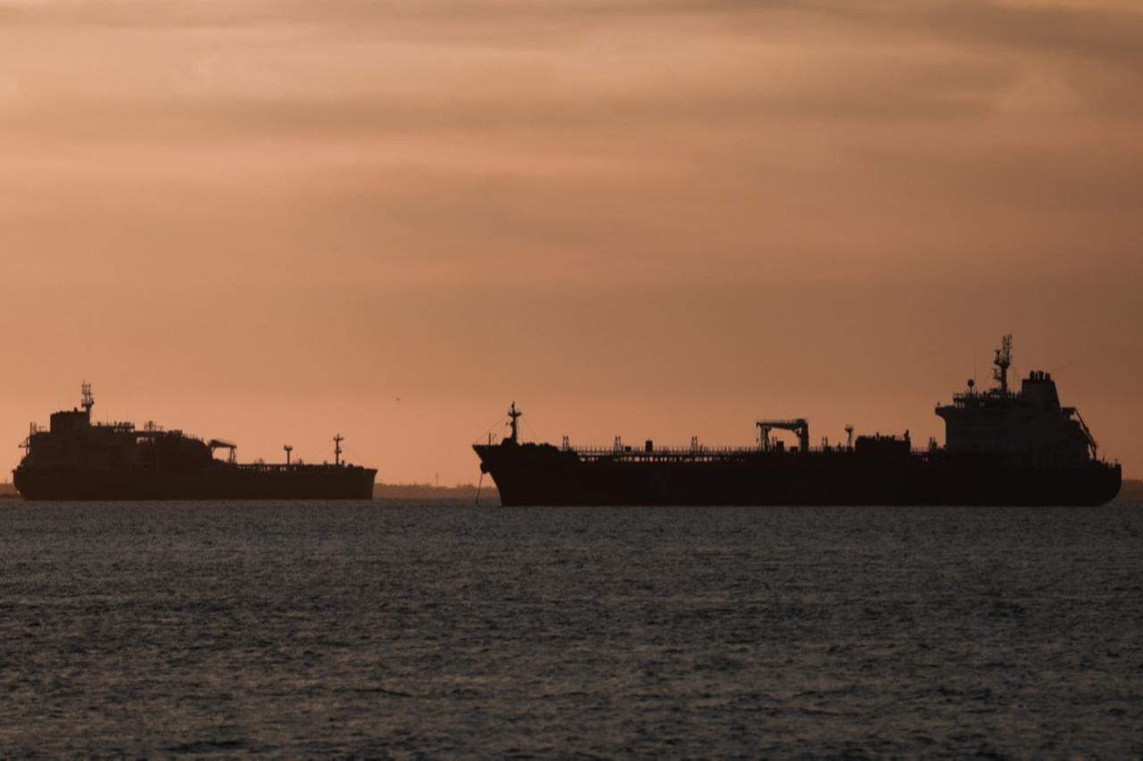 Hormuz shipping freeze threatens global harvests, UN food agency warns