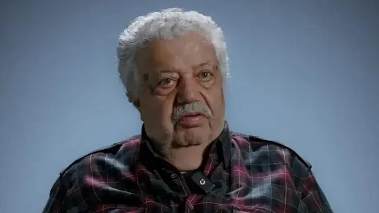 Architect Mahmut Sami Kirazoglu comments on the lack of originality in the proposed mosque design. (Photo via Türkiye daily)